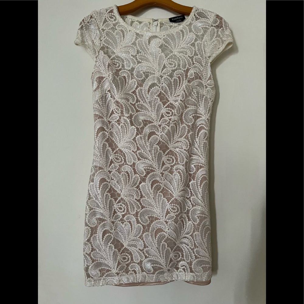 Bebe lace and beaded cocktail dress size 4